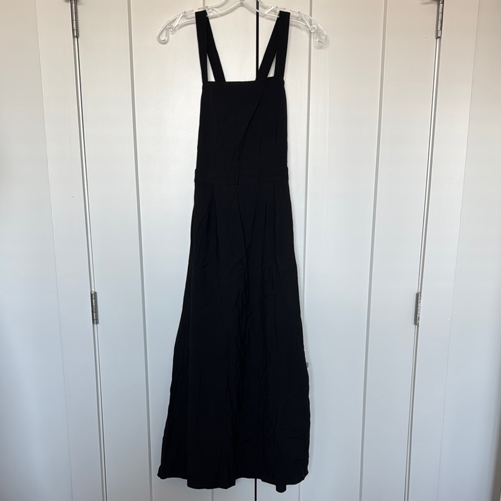 Stylish Black Strappy Dress